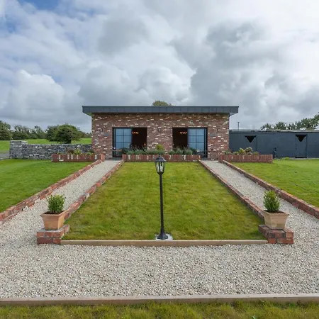 'the Stables' * Galway